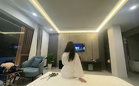 Eden Hotel
